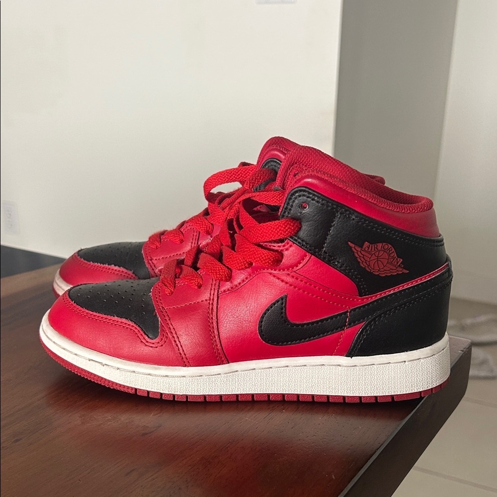 Nike Air Jordan - Youth